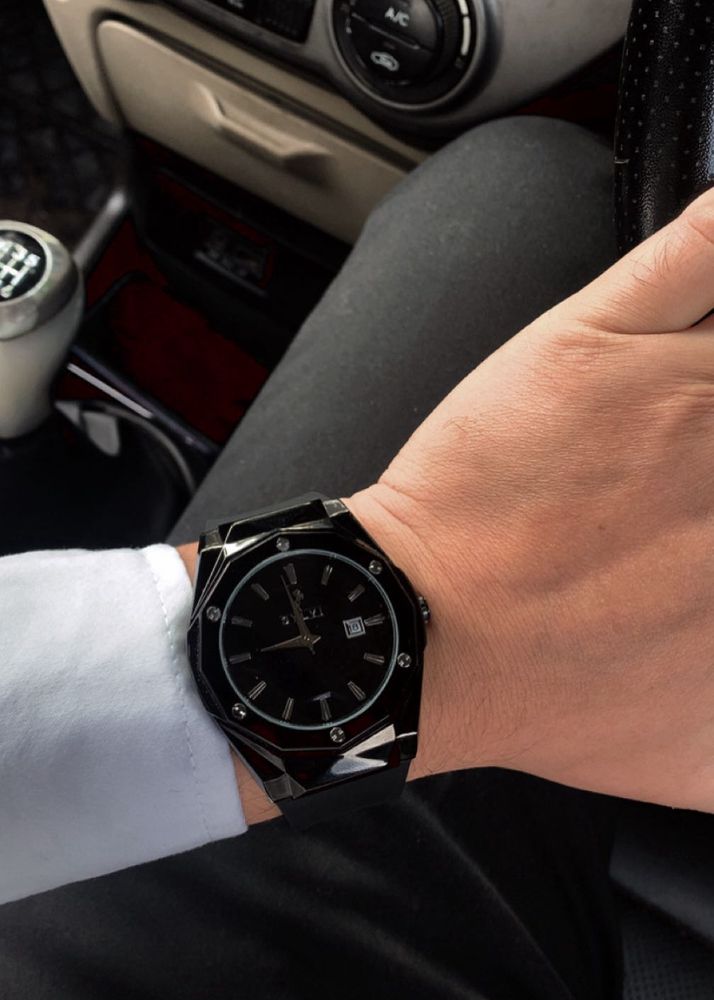 Stylish Black Analog Watch