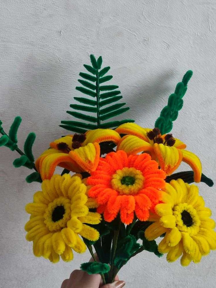 Handmade Pipe Cleaner Flower Bouquet