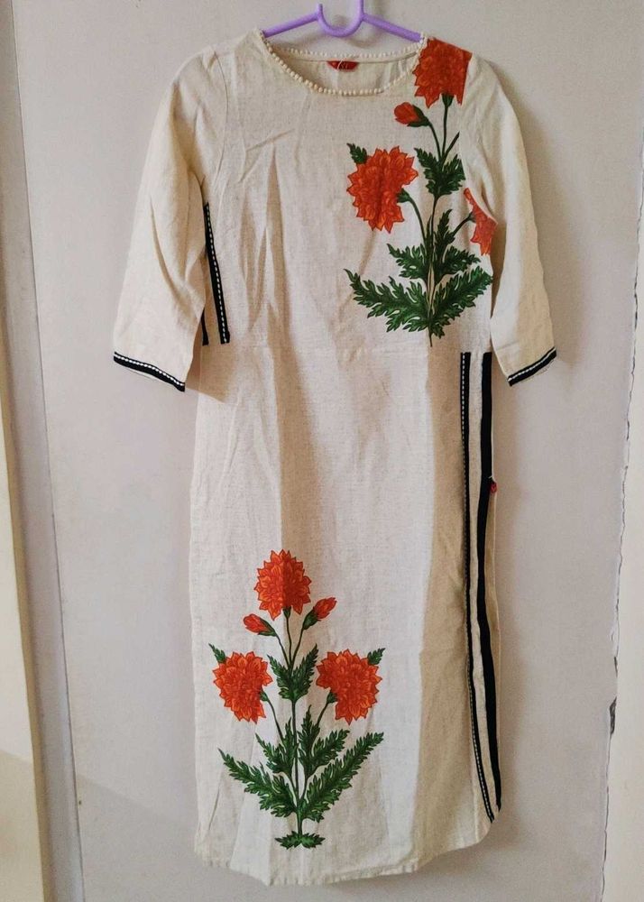 Floral Embroidered Kurti 🌺