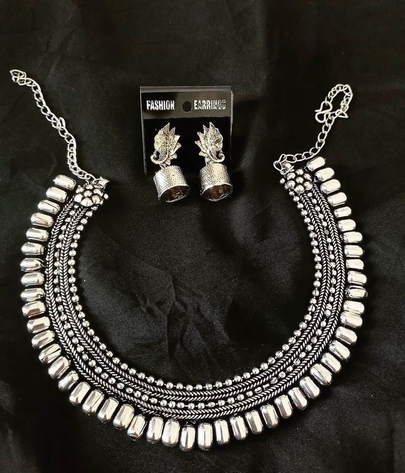 Oxidized Silver Necklace &amp; Earring Set