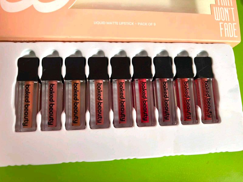 Baked Beauty Liquid Matte Lipstick Set