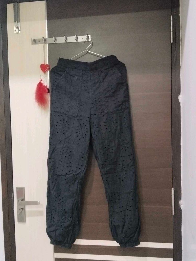 Cute Black Laser-Cut Pants 🖤