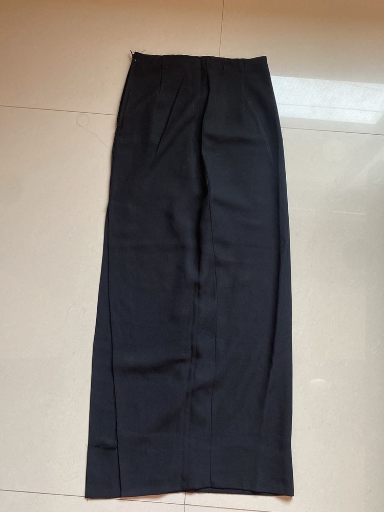 A Cut Long Skirt