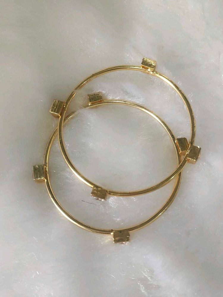 Elegant Gold with diamond Bangles Set