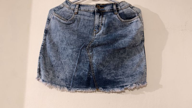 Denim Mini Skirt-every girl’s must have