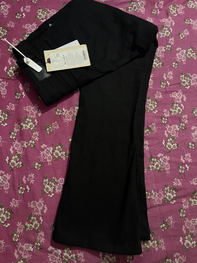 Woman Bootcut High-Rise streachable jeans