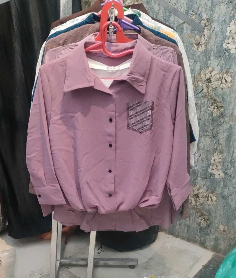 Elegant Blouse with Pocket Detail