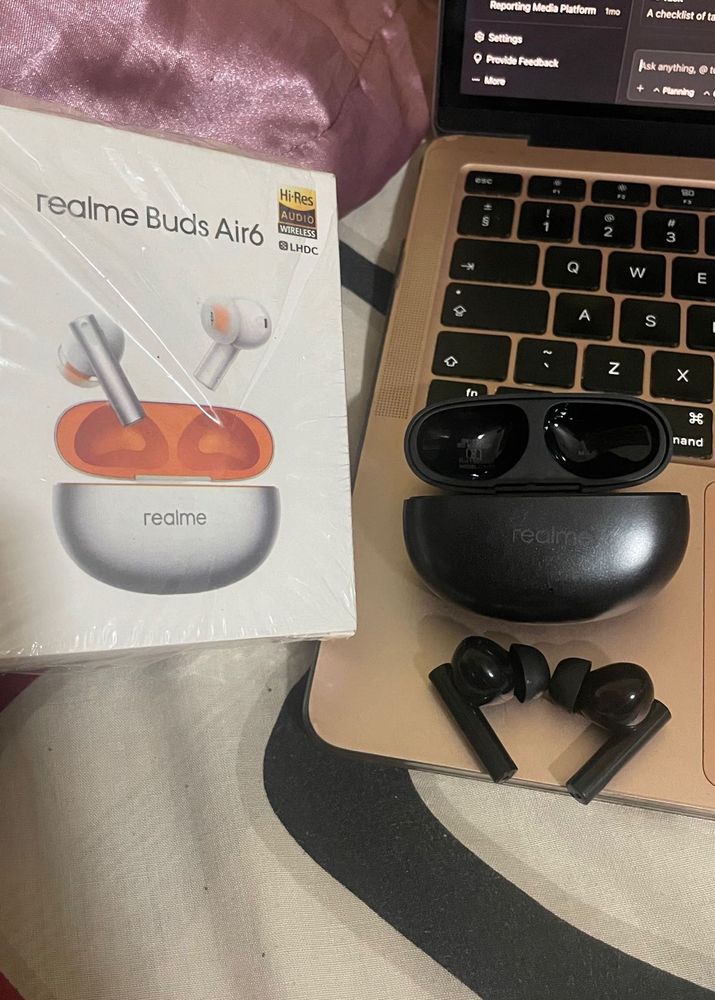 Realme Buds Air 6 Wireless Earbuds