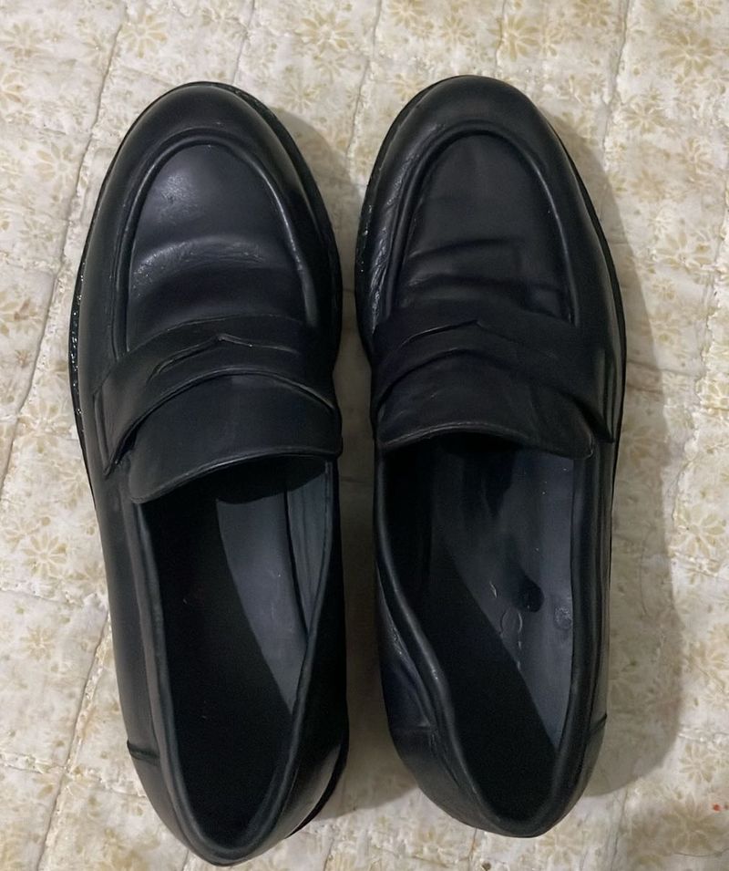 Black Classic Loafers