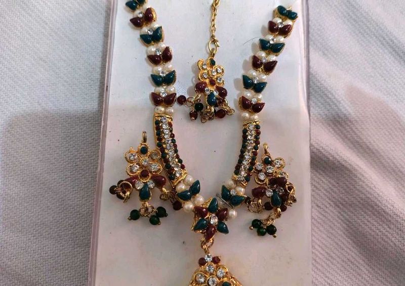Exquisite Ethnic Jewellery Set
