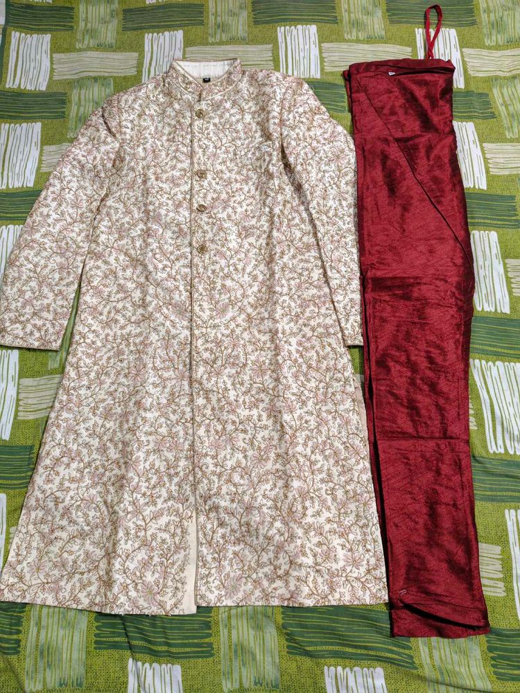 Men's Elegant Embroidered Sherwani