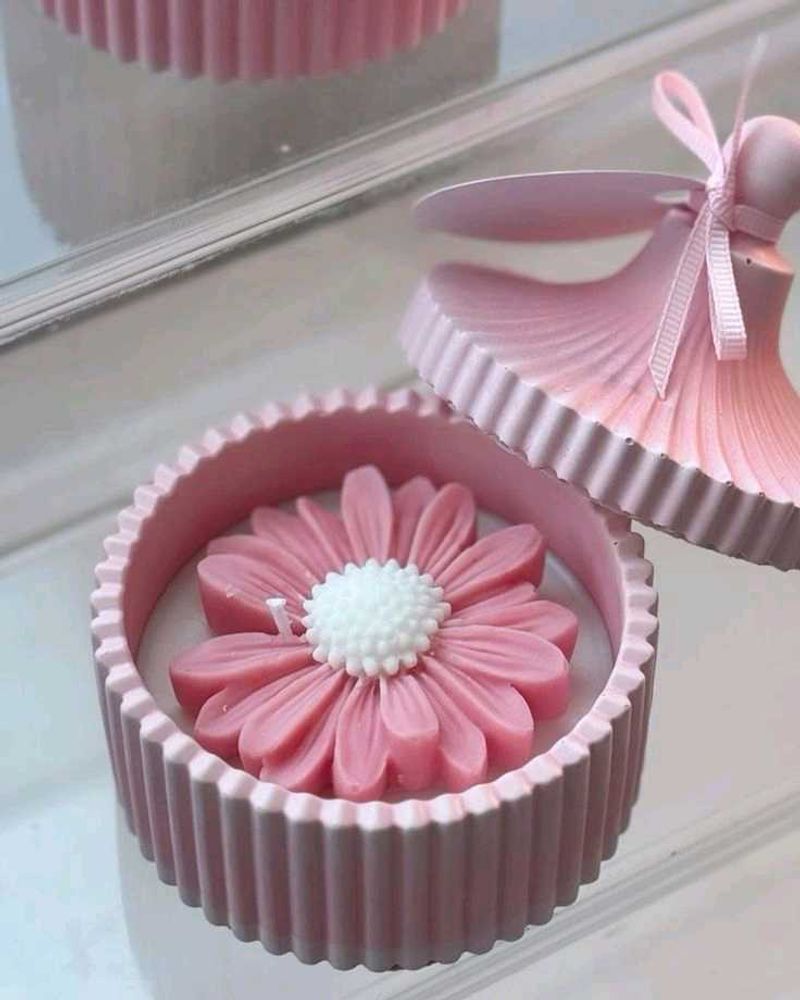 Concrete Daisy Jar Candle🌸