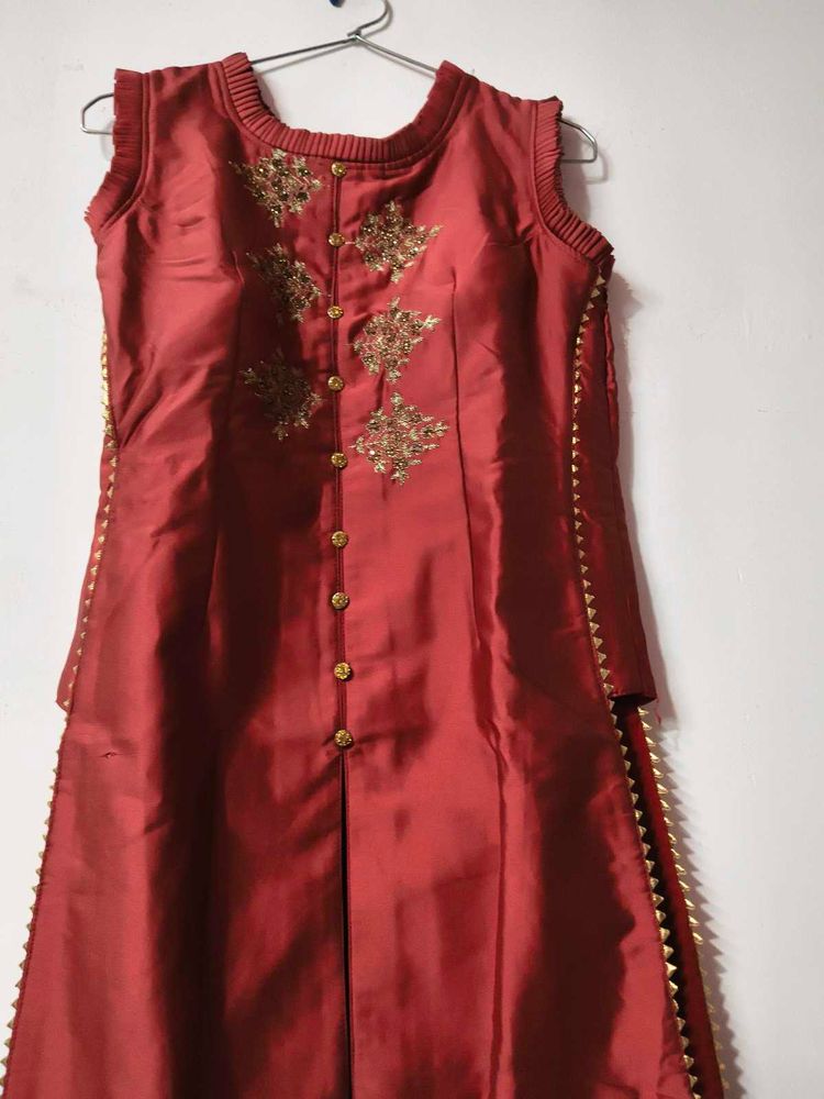 Elegant Maroon kurti with plazzo  Gold Embro