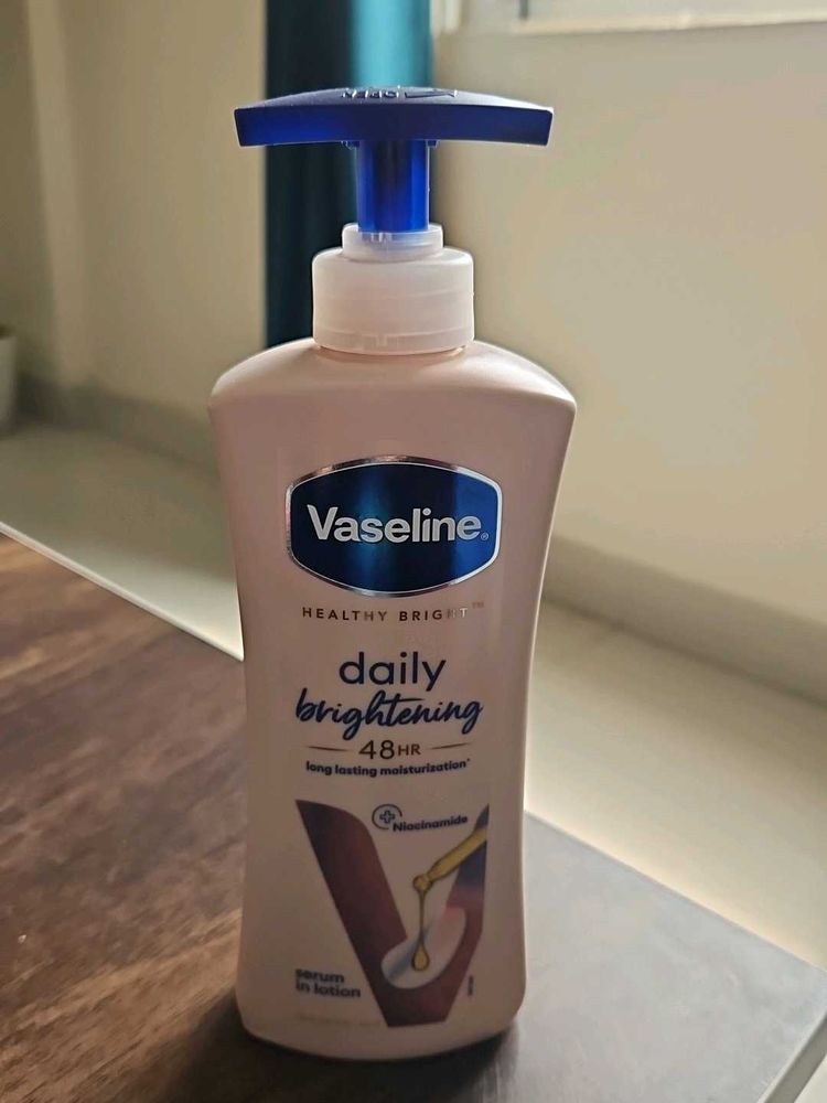 Vaseline Healthy Bright Daily Brightening Lotion