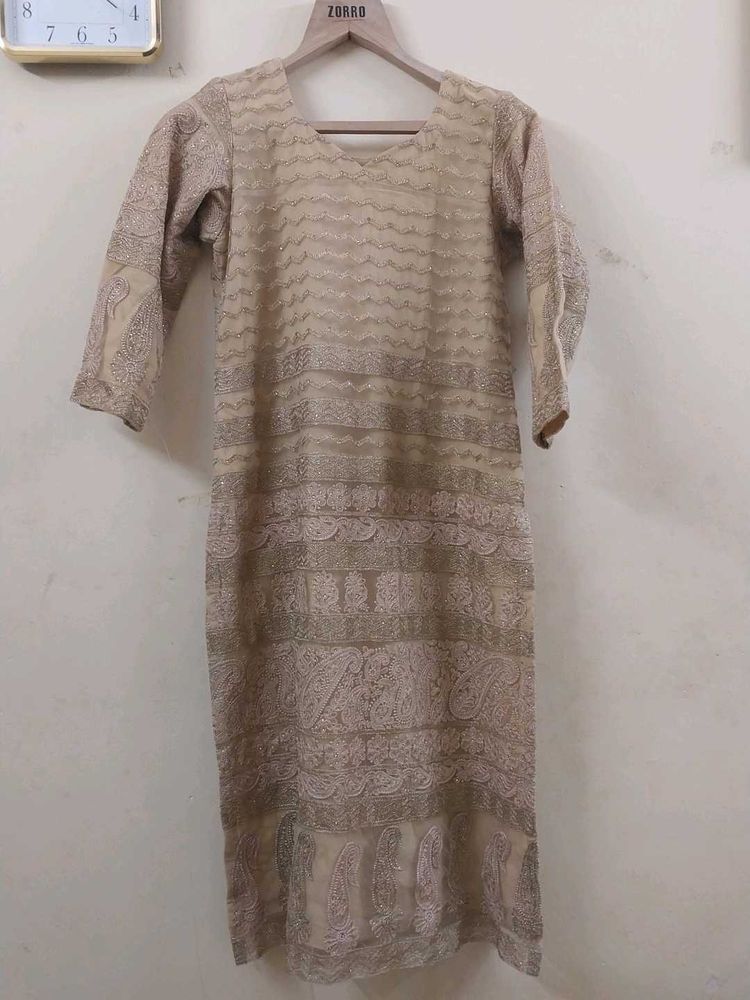 Elegant Beige Embroidered Kurta