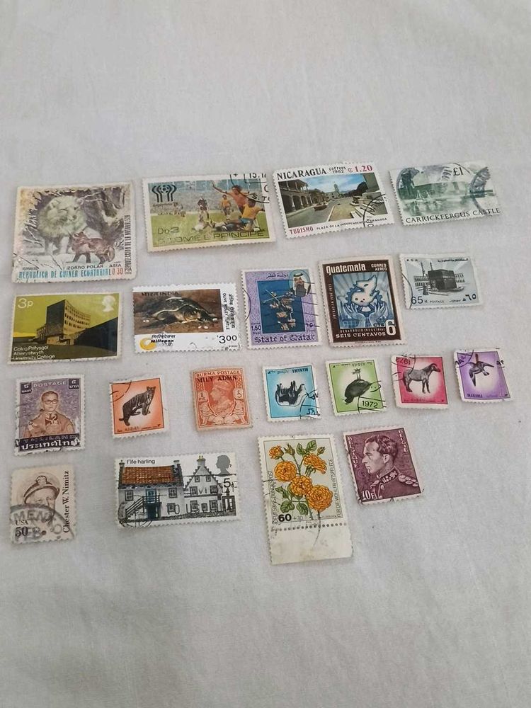 20 VINTAGE STAMPS