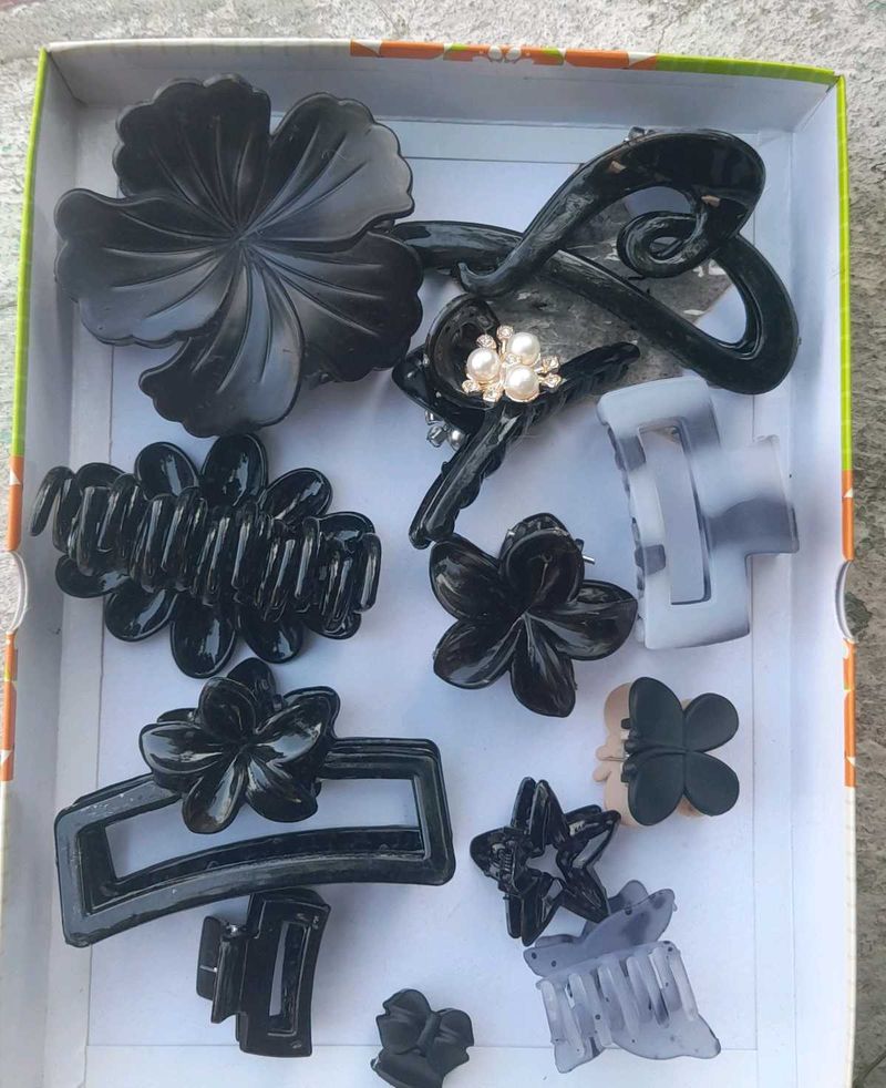 Assorted Black Hair Claw Clips