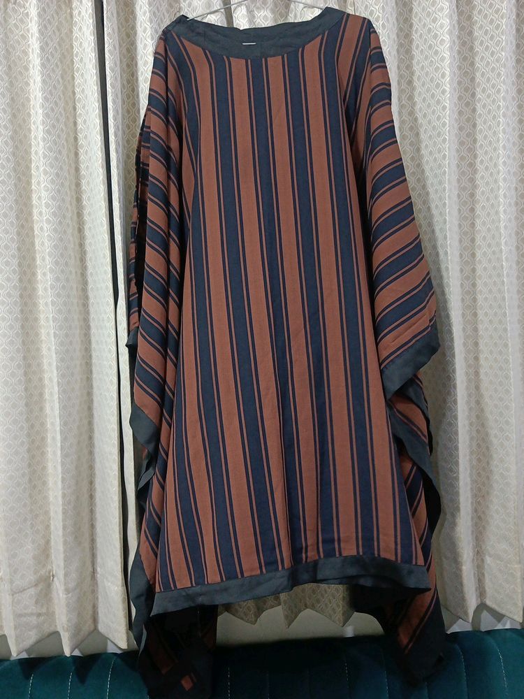 Kaftan With Cut Sleeves