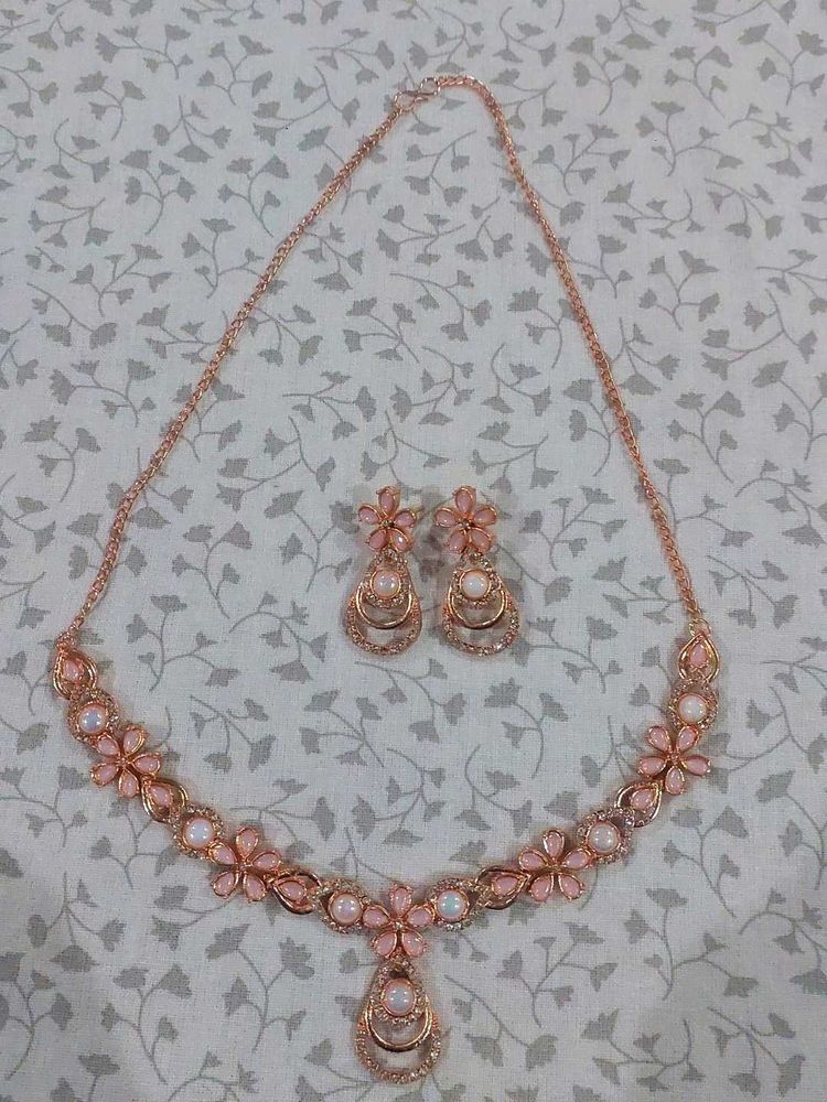 Elegant Rose Gold Floral Necklace &amp; Earrings Set