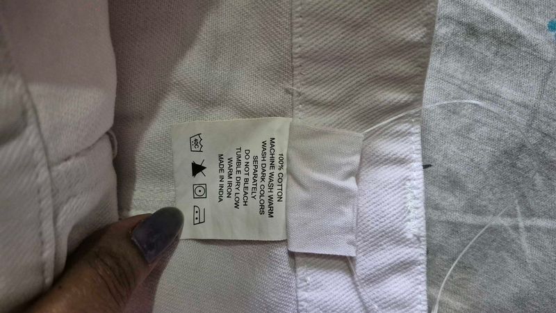 100% Cotton White shorts