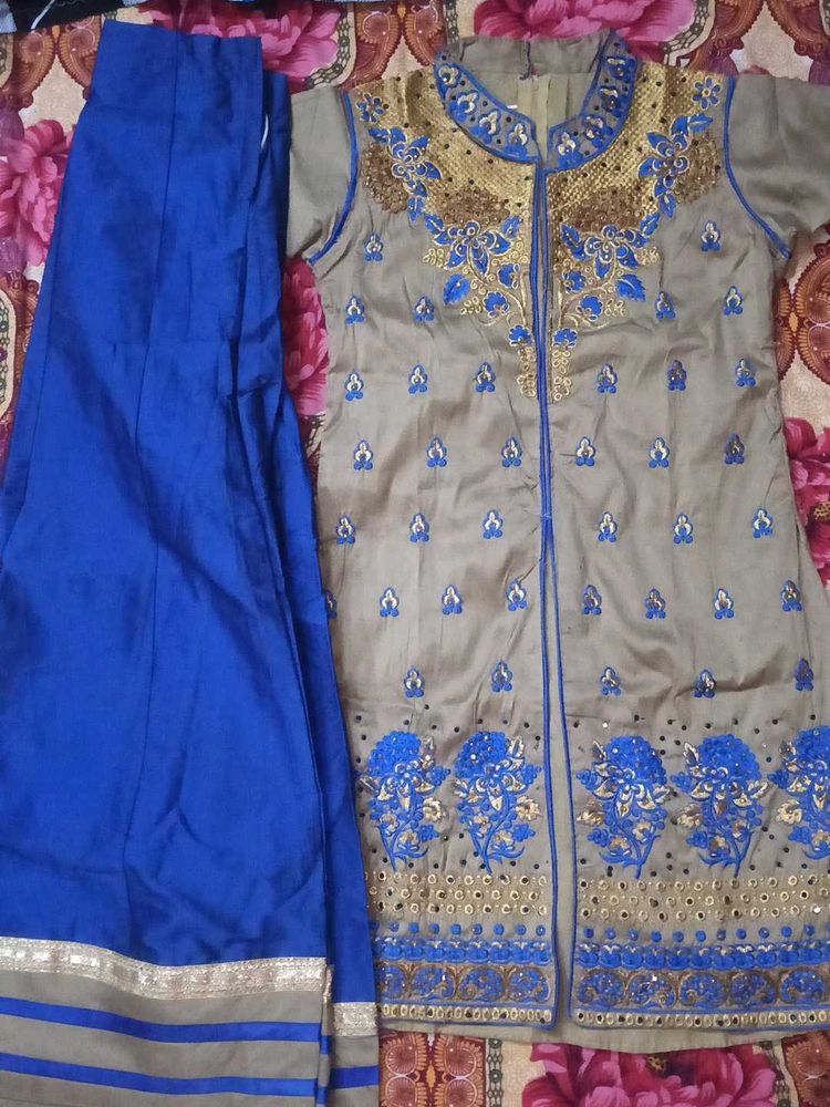 Embroidered Kurta with Long Skirt