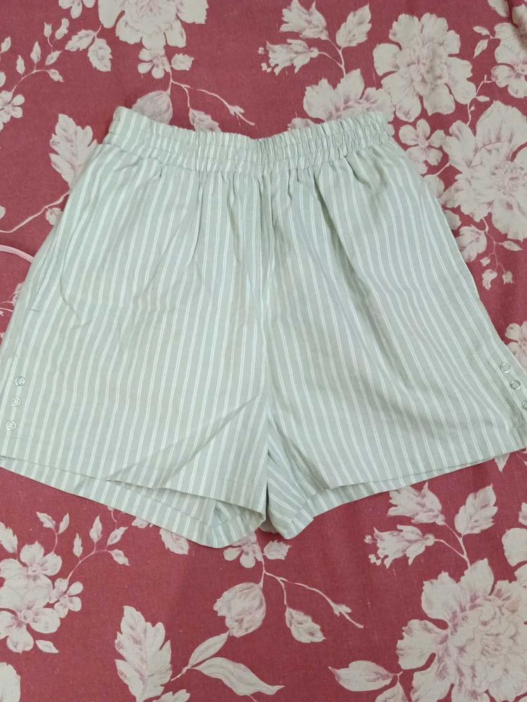 Women's Striped Shorts
