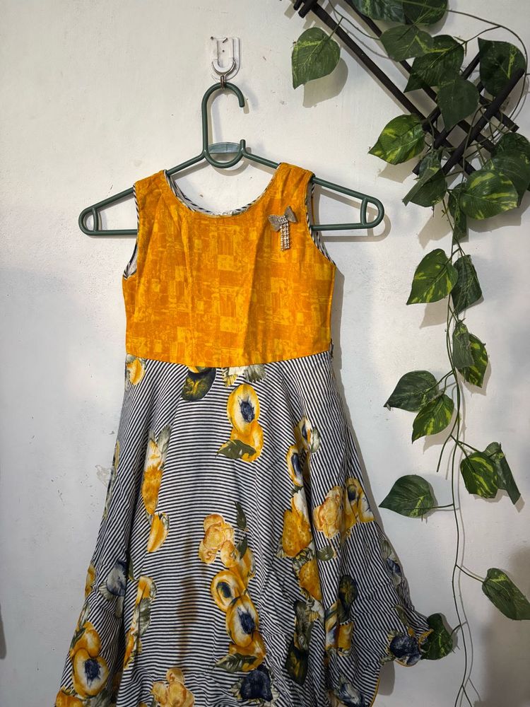 Cute Girls Yellow &amp; Striped Fruit Dress