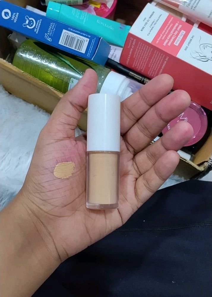 insight concealer half used🩷