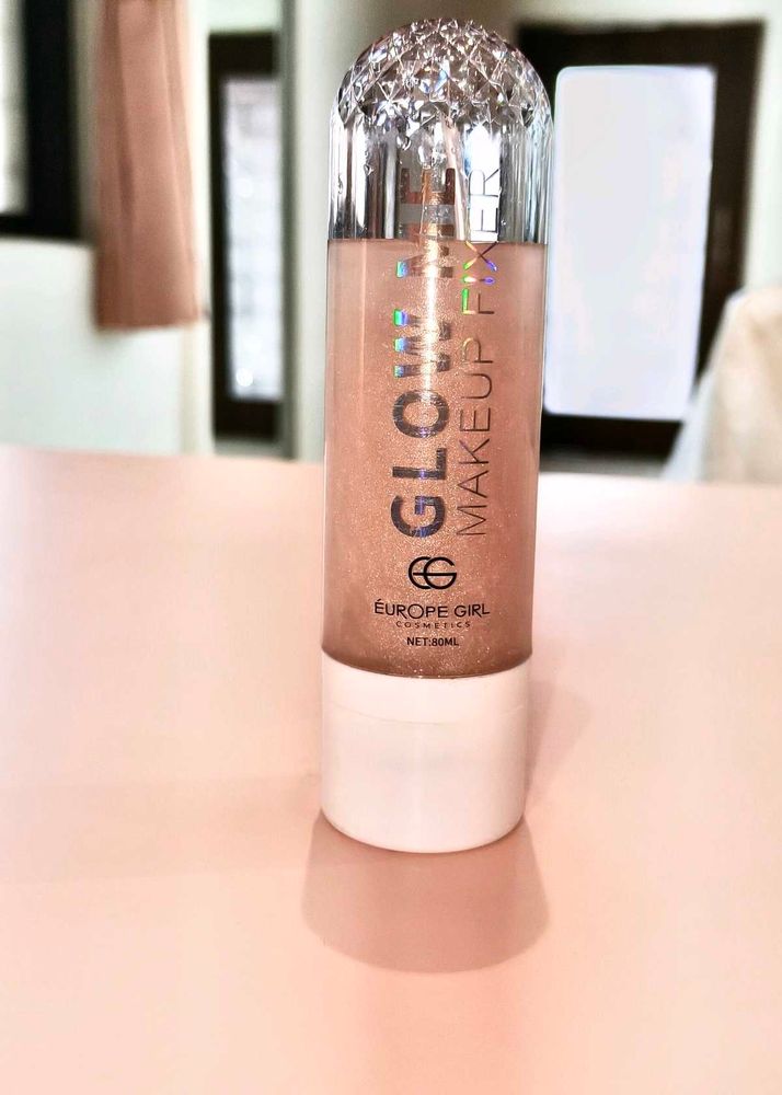 Europe Girl Makeup Fix Spray