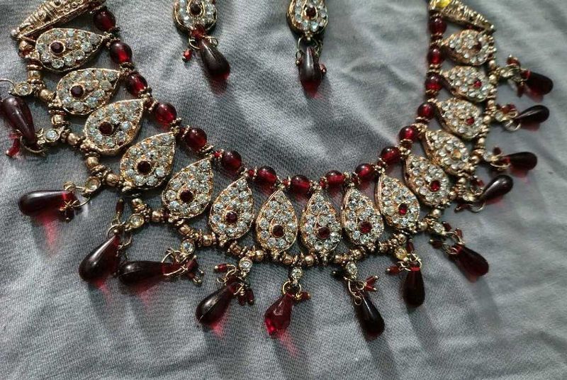 Stunning Red &amp; Gold Jewelry Set