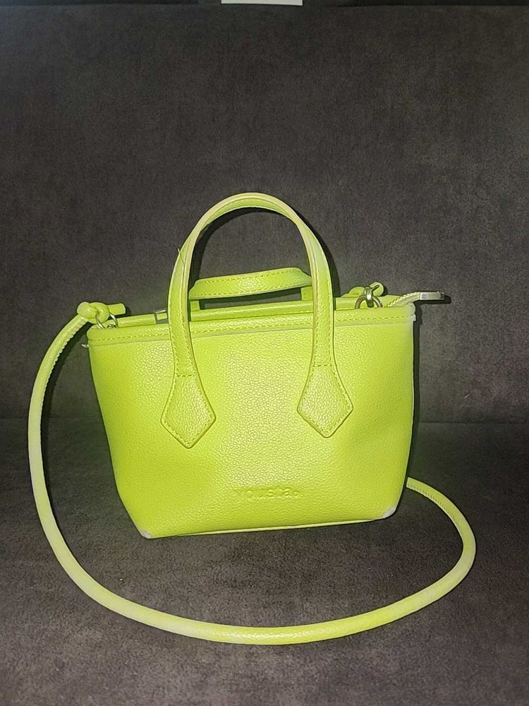 Green Stylish Sling Bag...