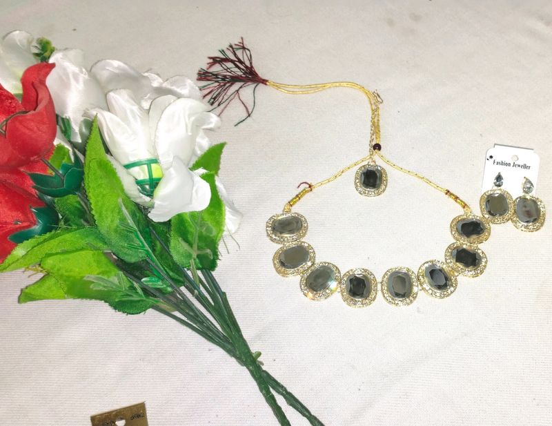 Women Diamond Jewellery Set