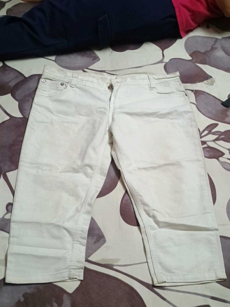 Cream Capris