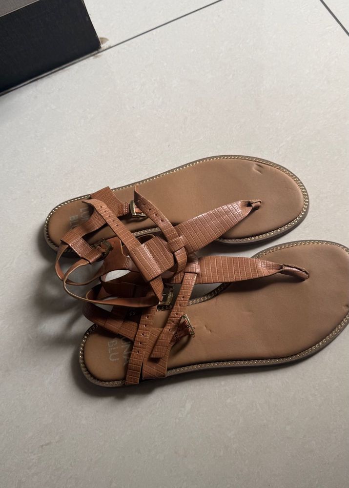 Stylish Brown Strappy Sandals Gladiators