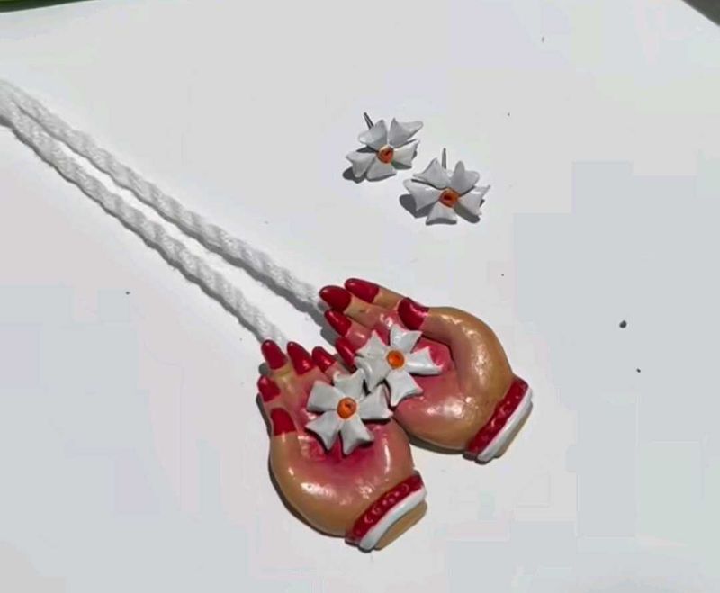 Unique Hand Pendant &amp; Earrings Set