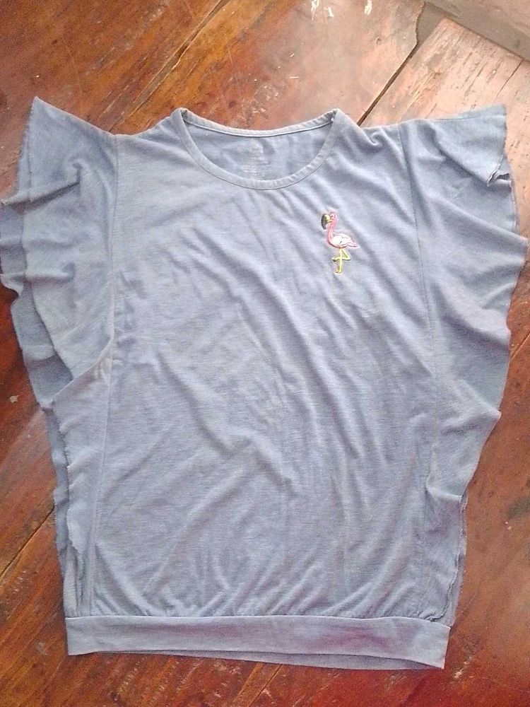 Gray Flamingo Graphic T-Shirt