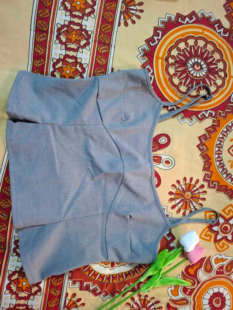 Top sleeveless
