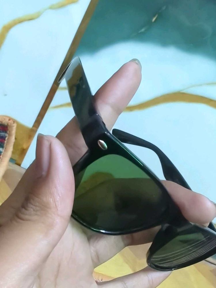 Stylish Black Sunglasses