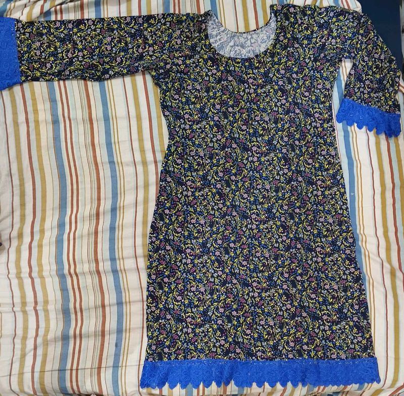 Floral Print kurta like dress with Lace Trim