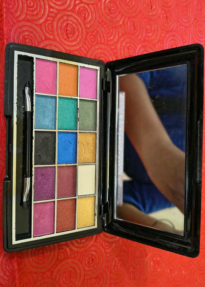 🔥 Miss Claire 15 shades Eyeshadow Kit makeup