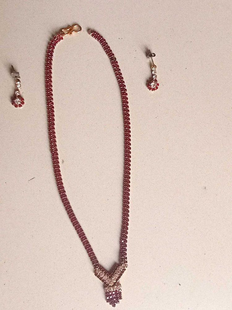 Red Stone Necklace &amp; Earring Set