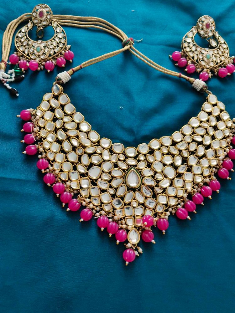 Stunning Kundan Necklace &amp; Earring Set