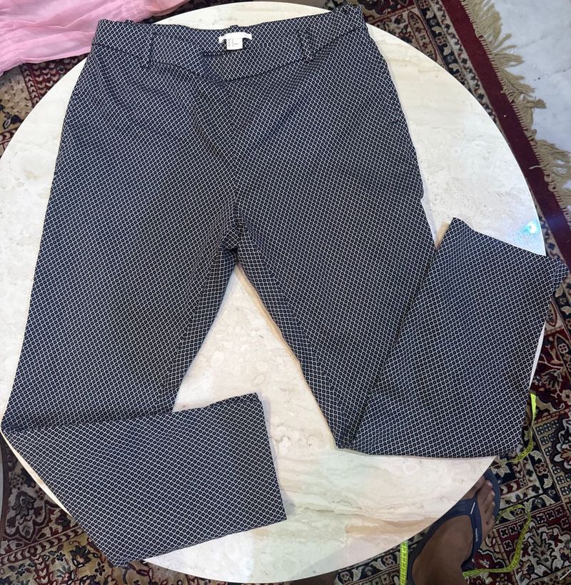 H&amp;M Patterned Cropped Pants