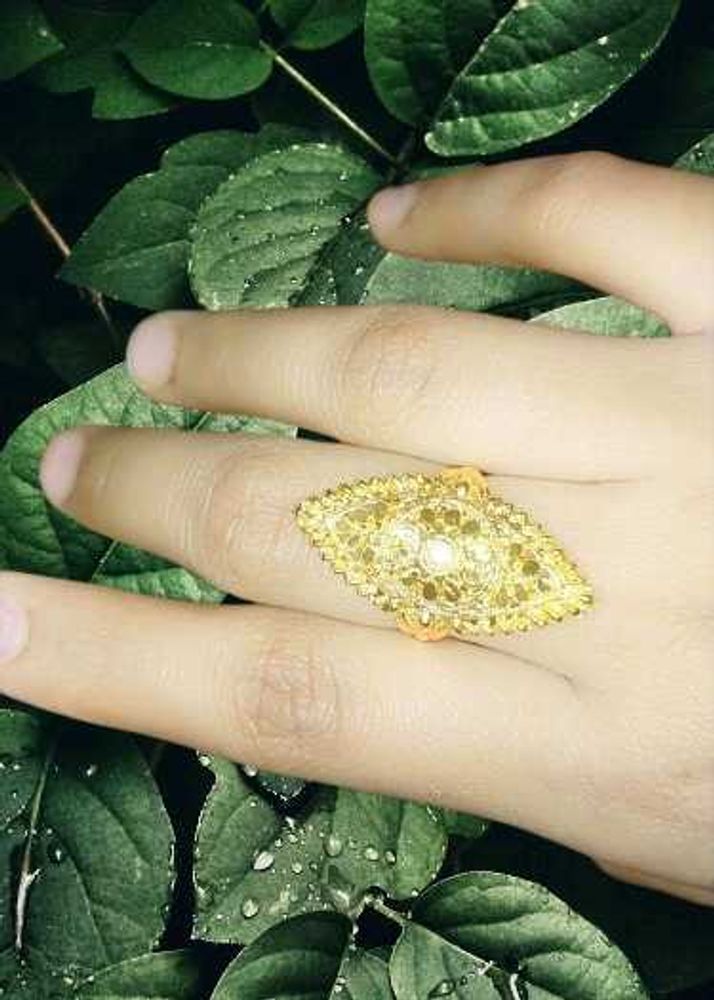 Vintage Gold Filigree Ring