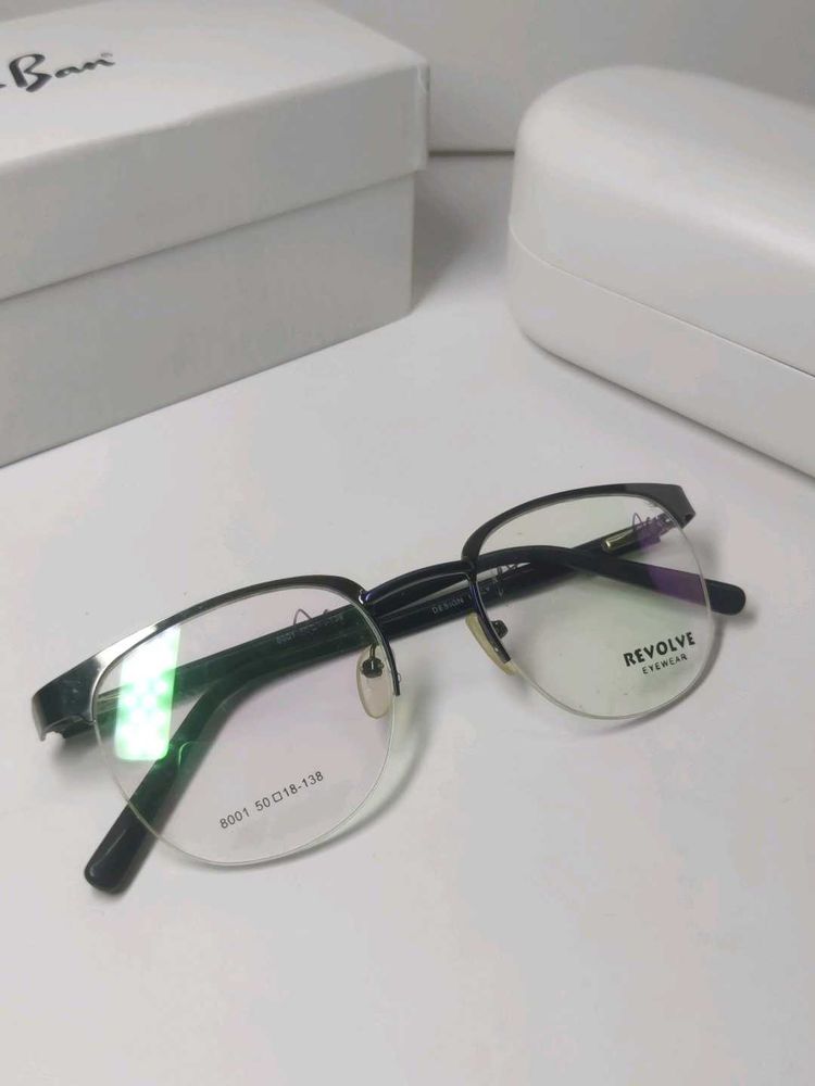 Stylish Eyeglasses with Case