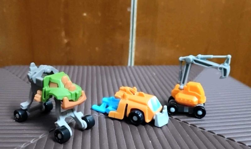 3 kinder Joy vehicle toys
