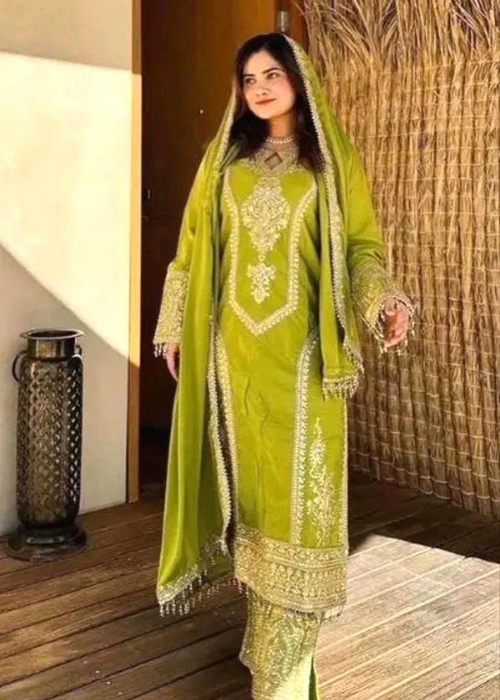 Fixed Price New/Unused Embroidered Kurta Set
