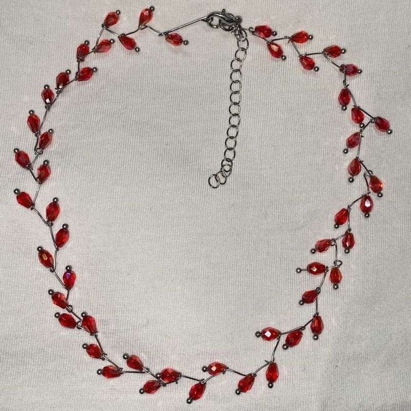 Red Vine Necklace 🩸