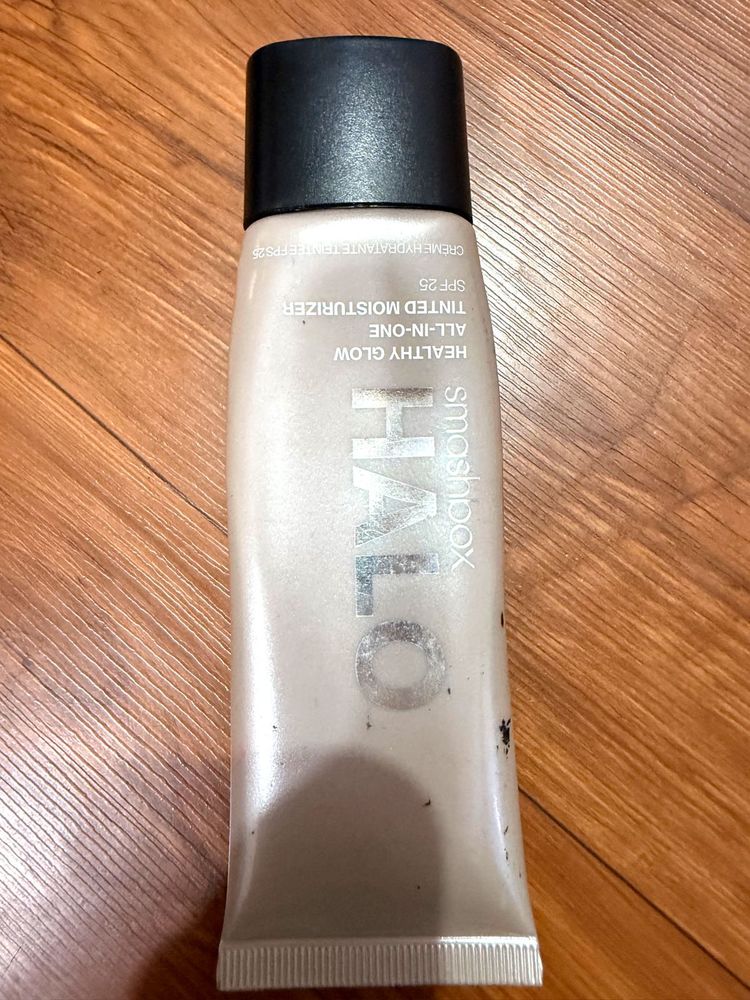 Smashbox Halo Tinted Moisturizer SPF 25