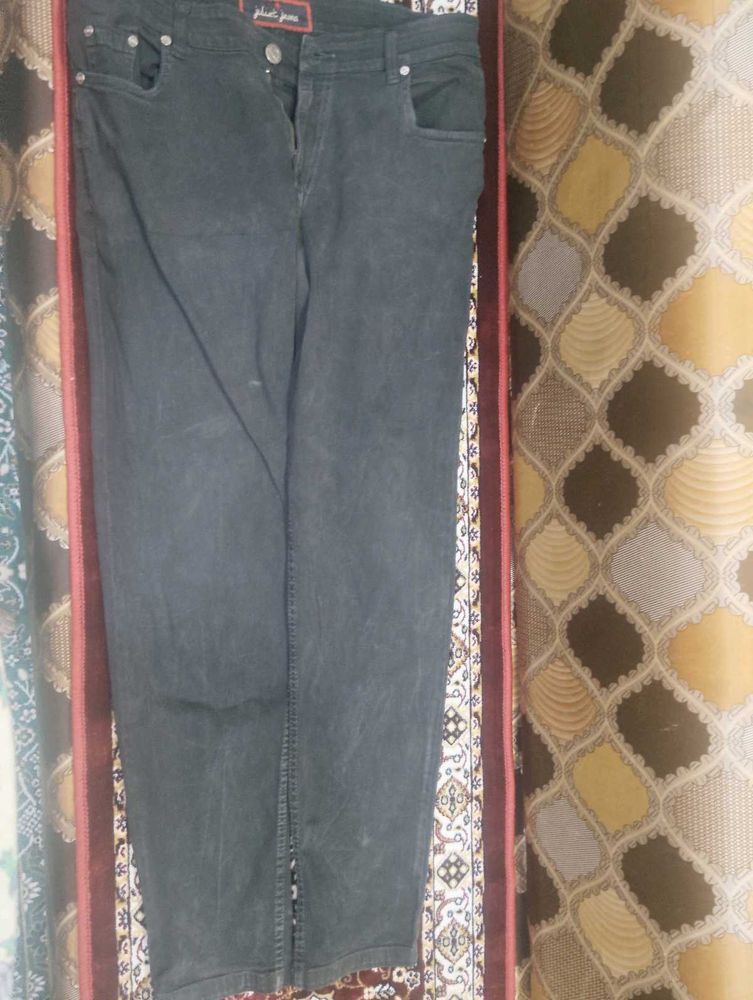 Classic Dark Wash Jeans